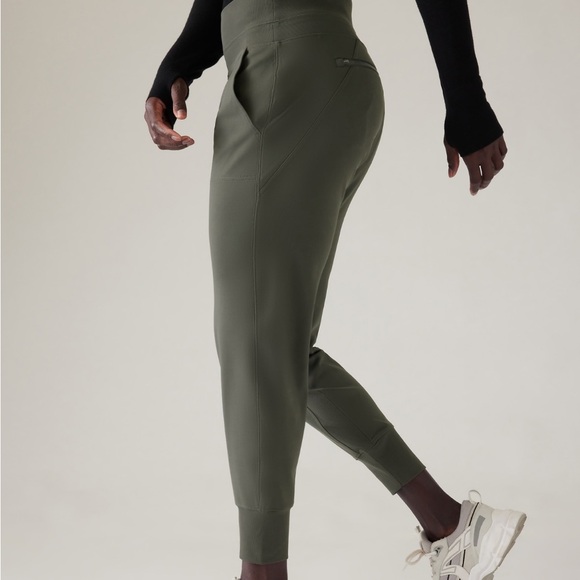 Athleta Venice Jogger - Picture 8 of 13